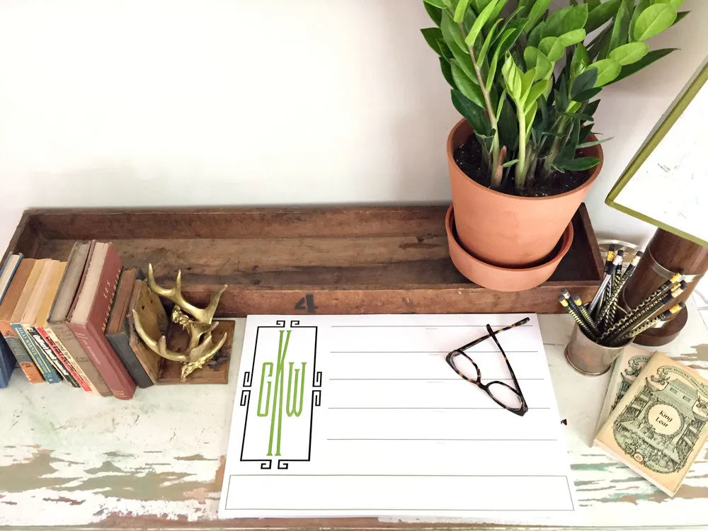 Alice - Personalized Desk Pad