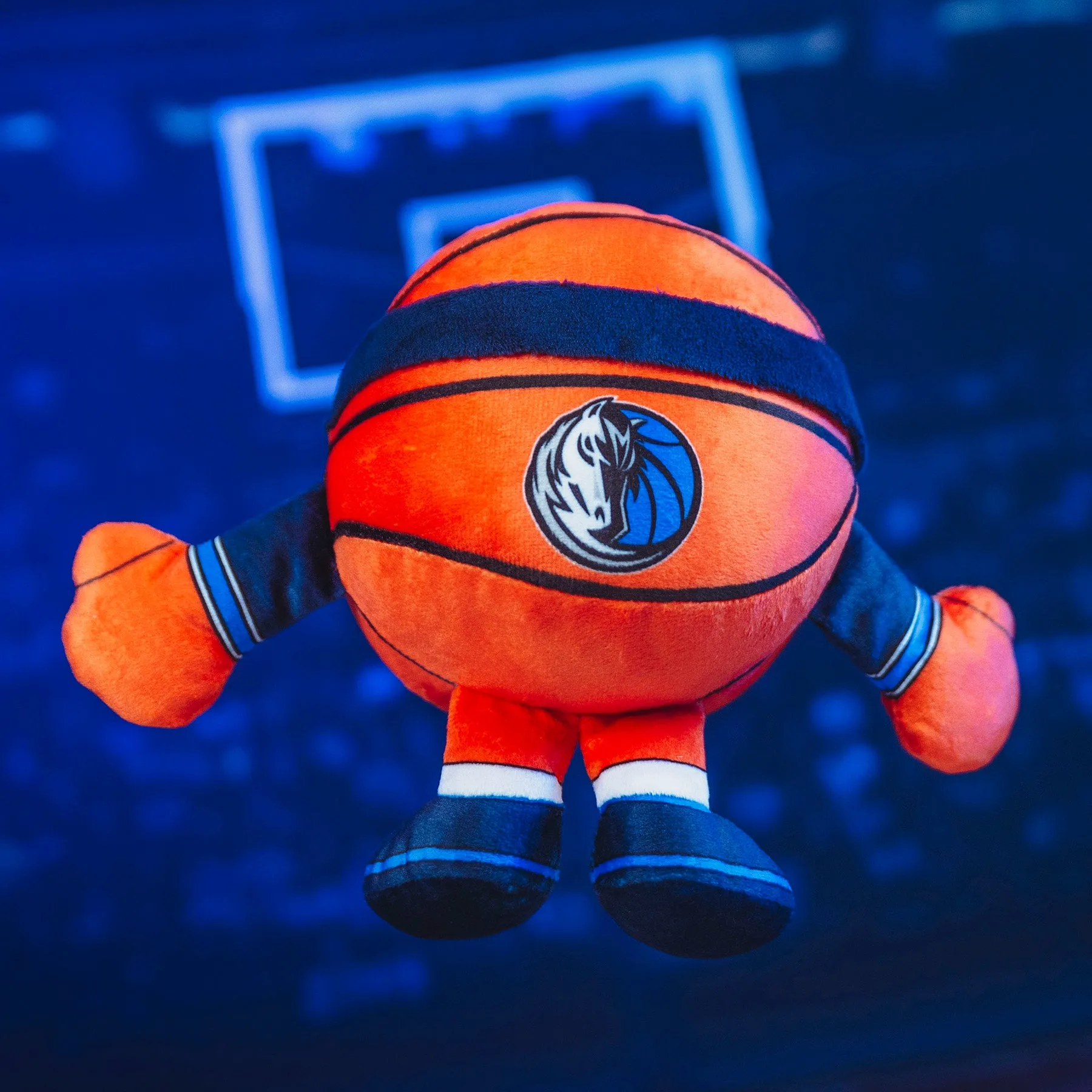 Dallas Mavericks 8" Kuricha Basketball Plush