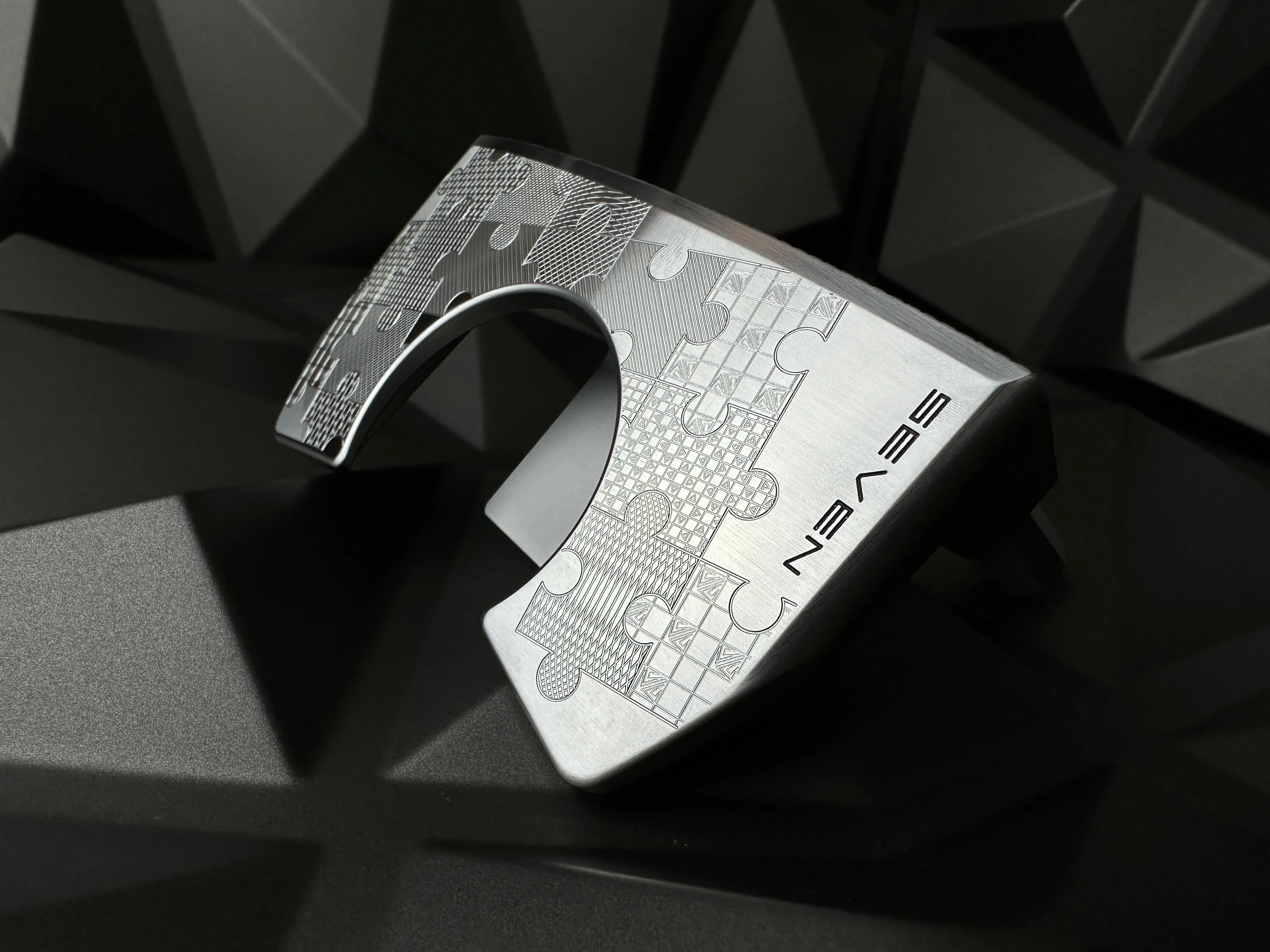 SEVEN Golf Puzzle Putter - High Performance Enhanced Putting Club