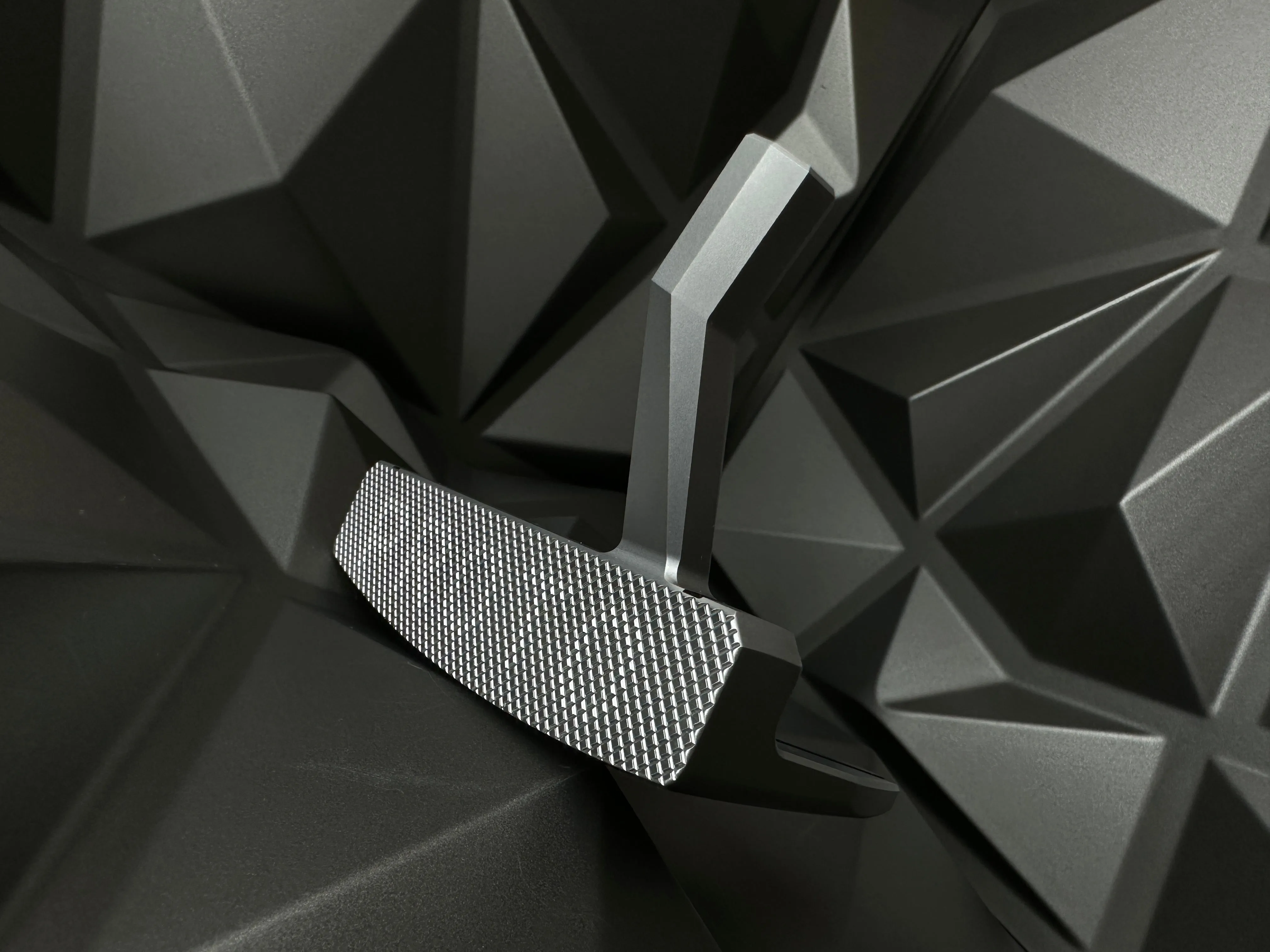 SEVEN Golf Puzzle Putter - High Performance Enhanced Putting Club