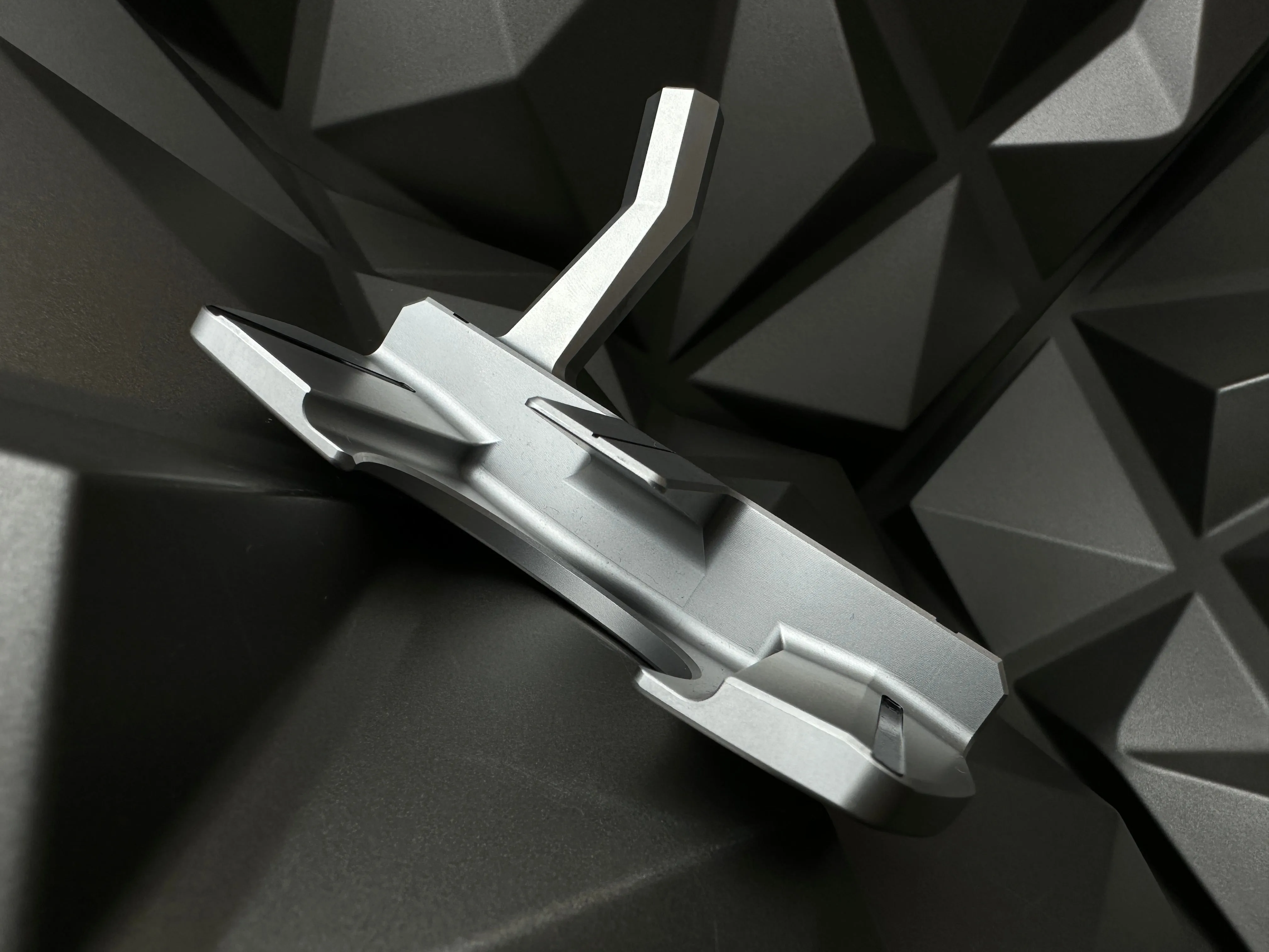 SEVEN Golf Puzzle Putter - High Performance Enhanced Putting Club