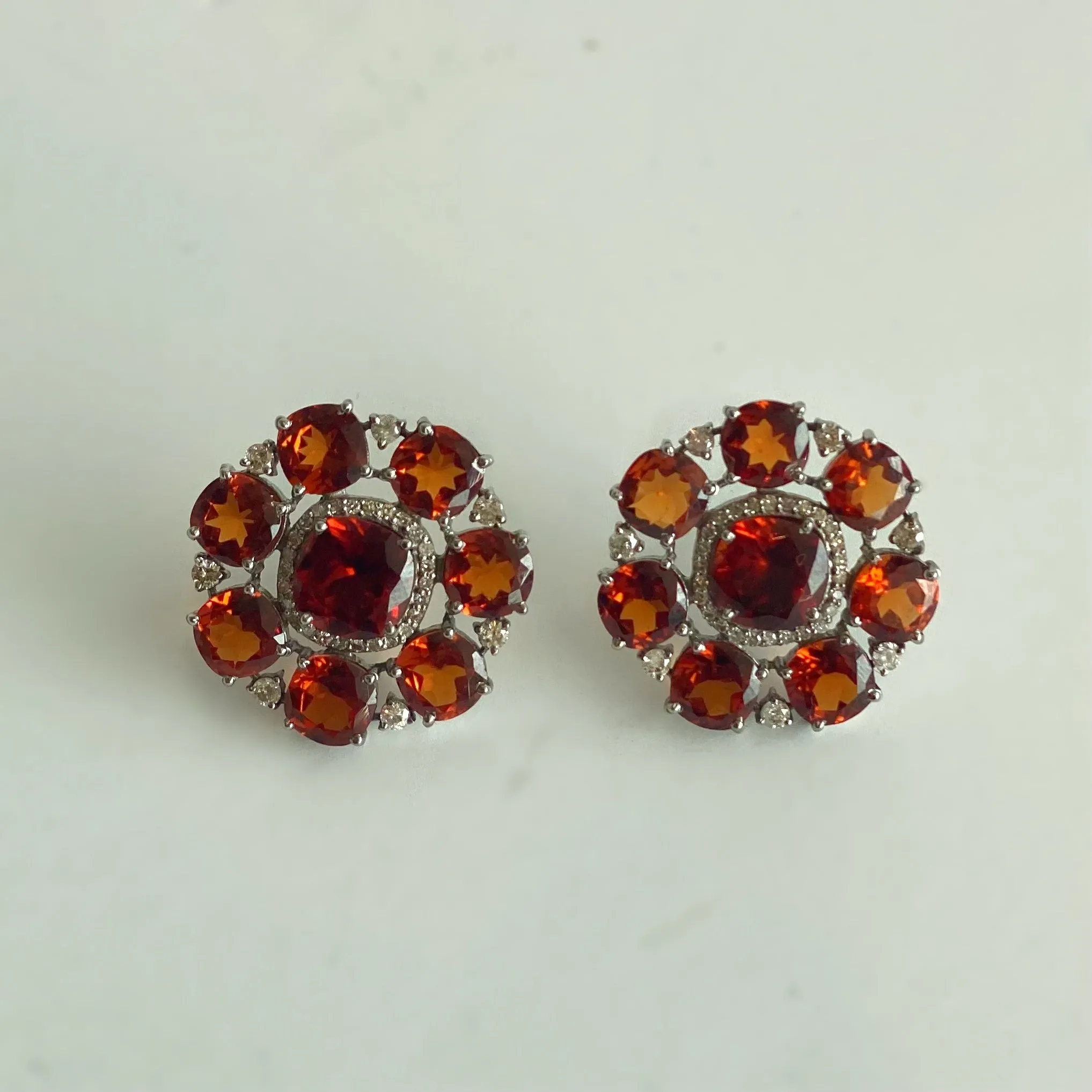 The Woods Flower Earrings